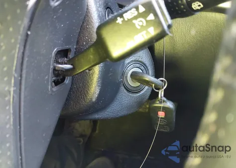 2006 Toyota Matrix Xr z USA, uszkodzony, nr VIN 2T1KR32E36C608196